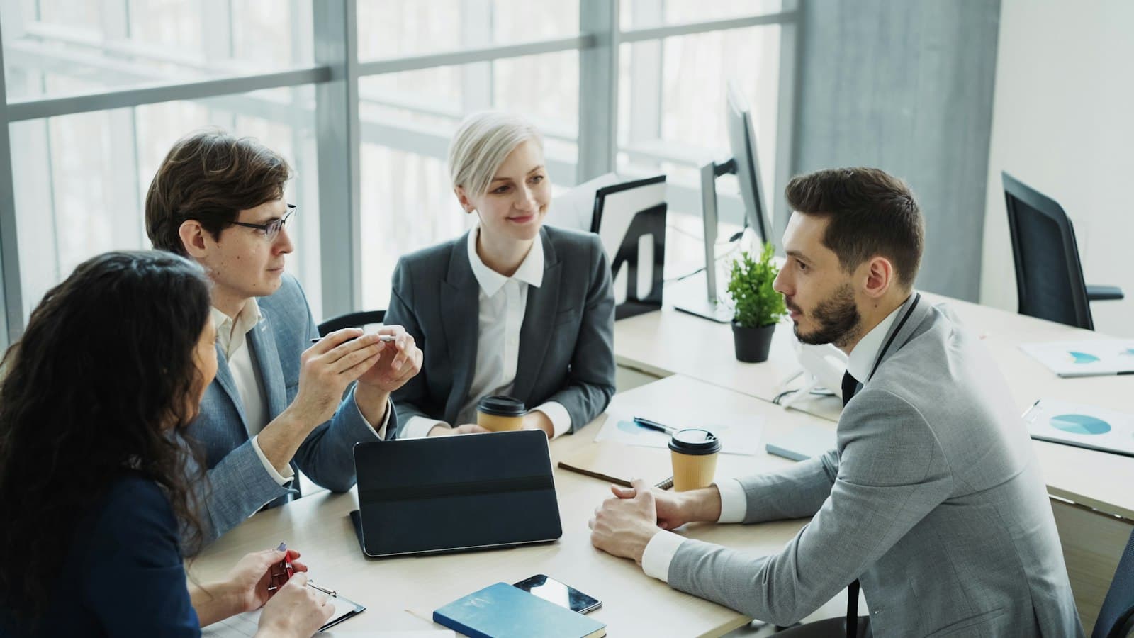 Colleagues collaborating in a meeting